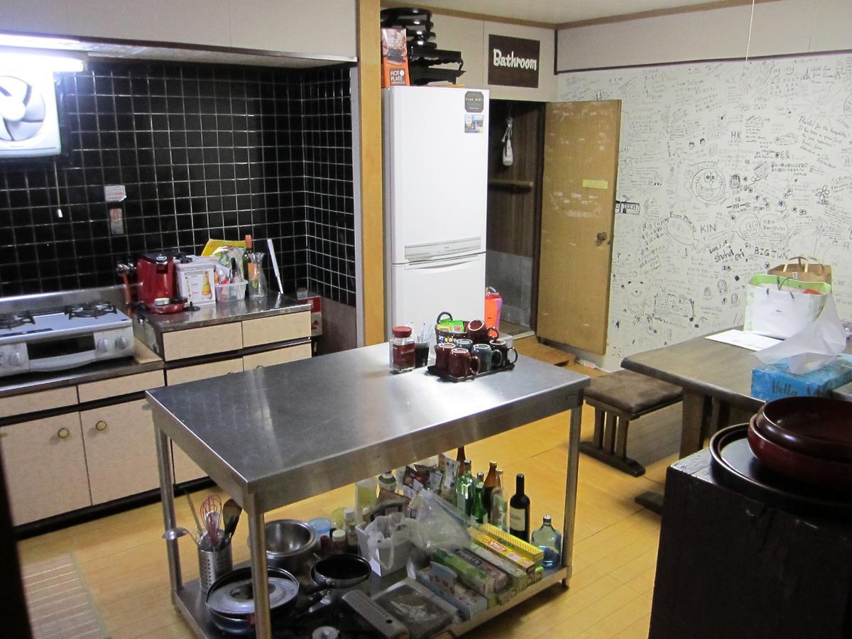 Guest House Enishi Toyama Station Exterior foto